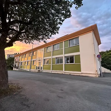 Hostel Hi *